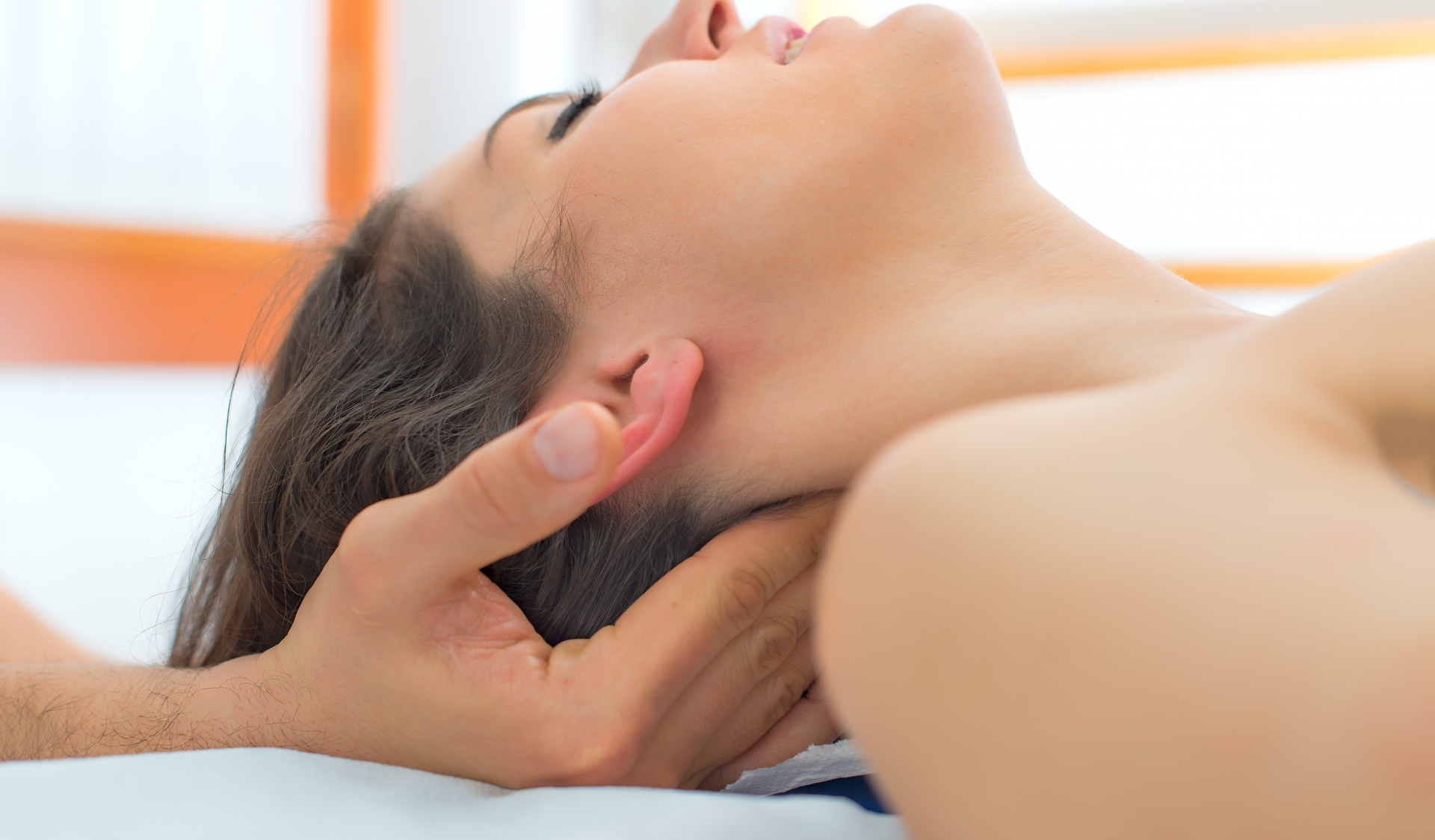 benefici massaggio shiatsu